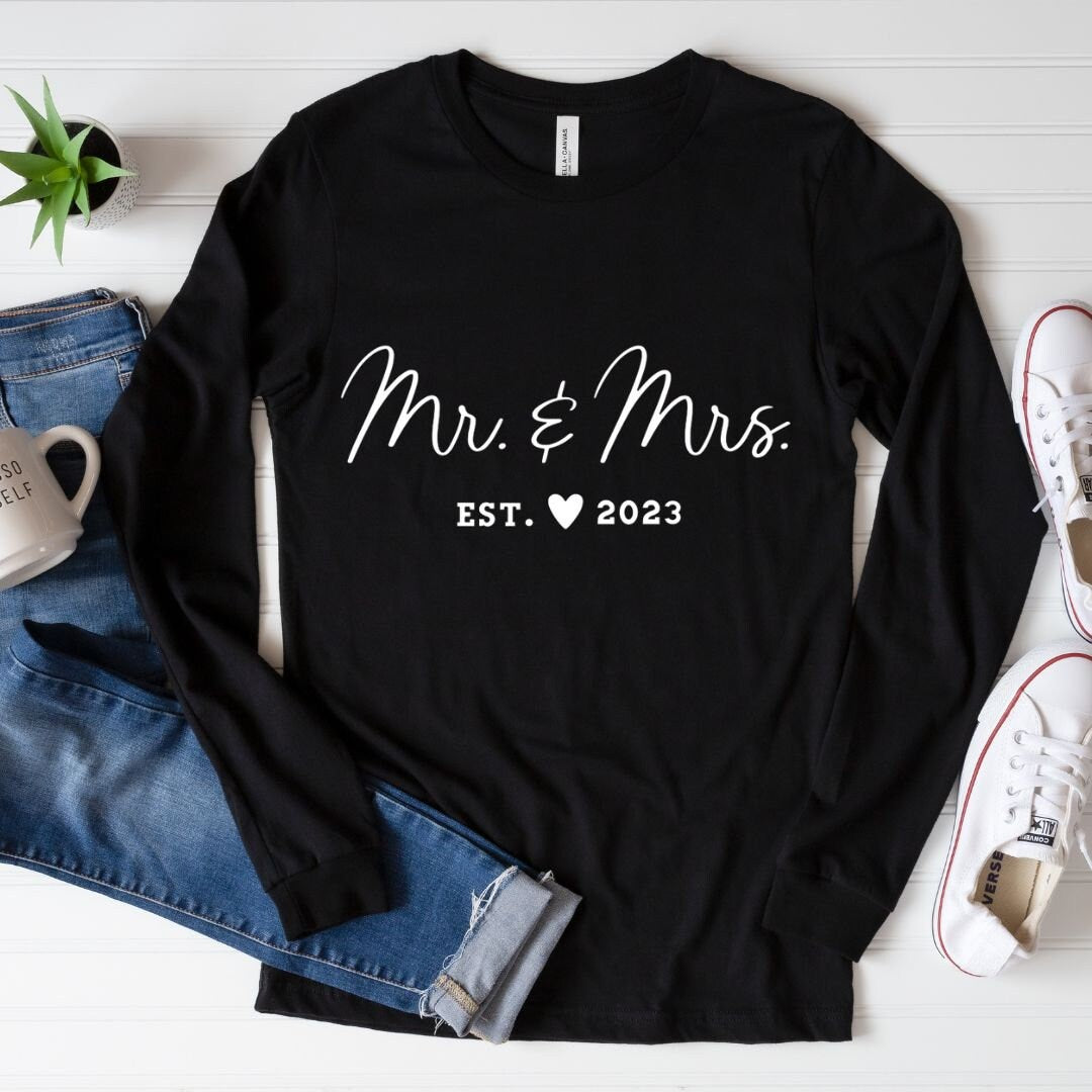 Mrs. and Mr. Matching Shirts, Wedding Gift, Engagement Gift, Matching Tees, Newlywed t-shirts